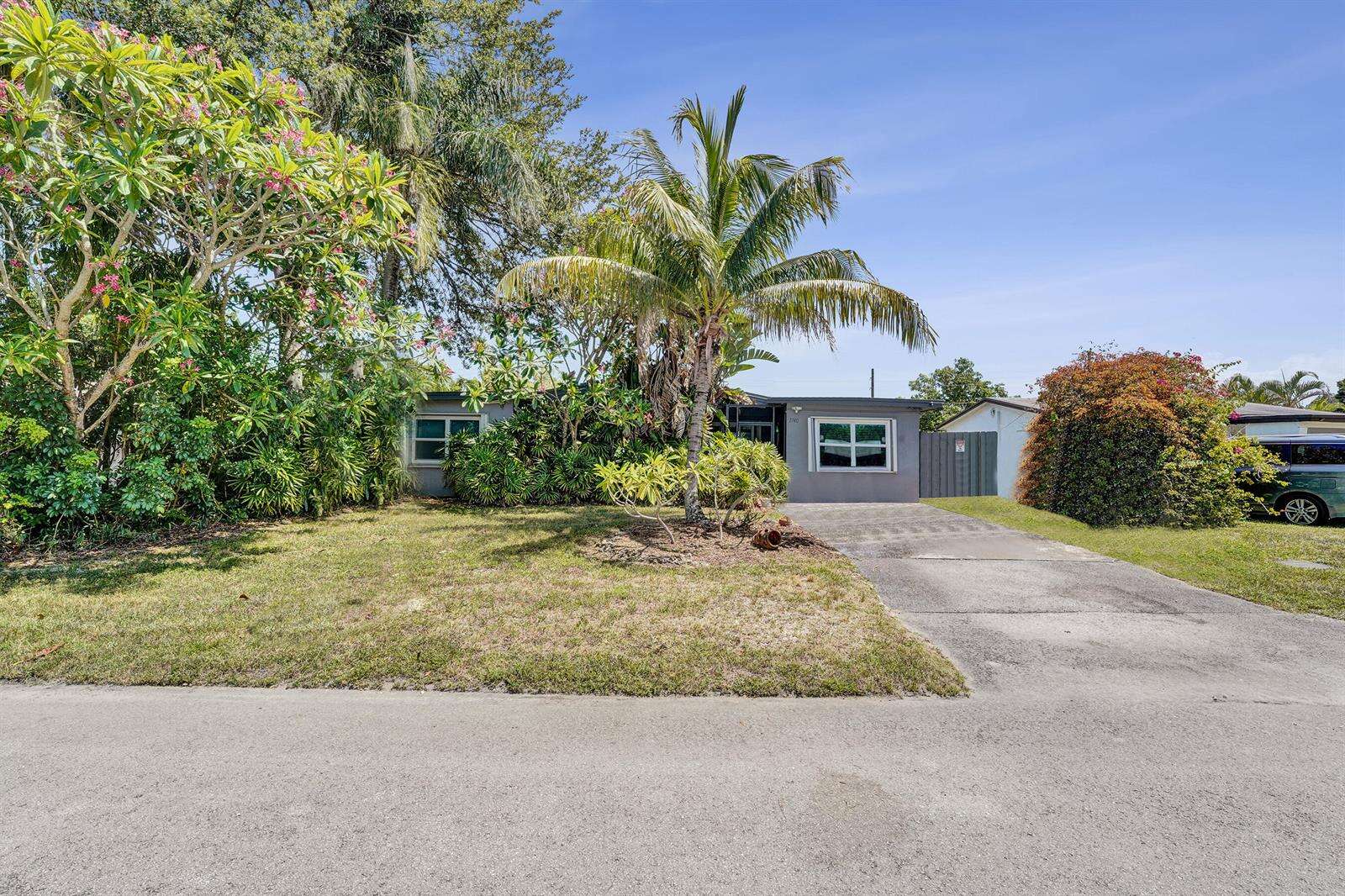 2740 46th, Dania Beach, FL 33312 - For Sale photo 2
