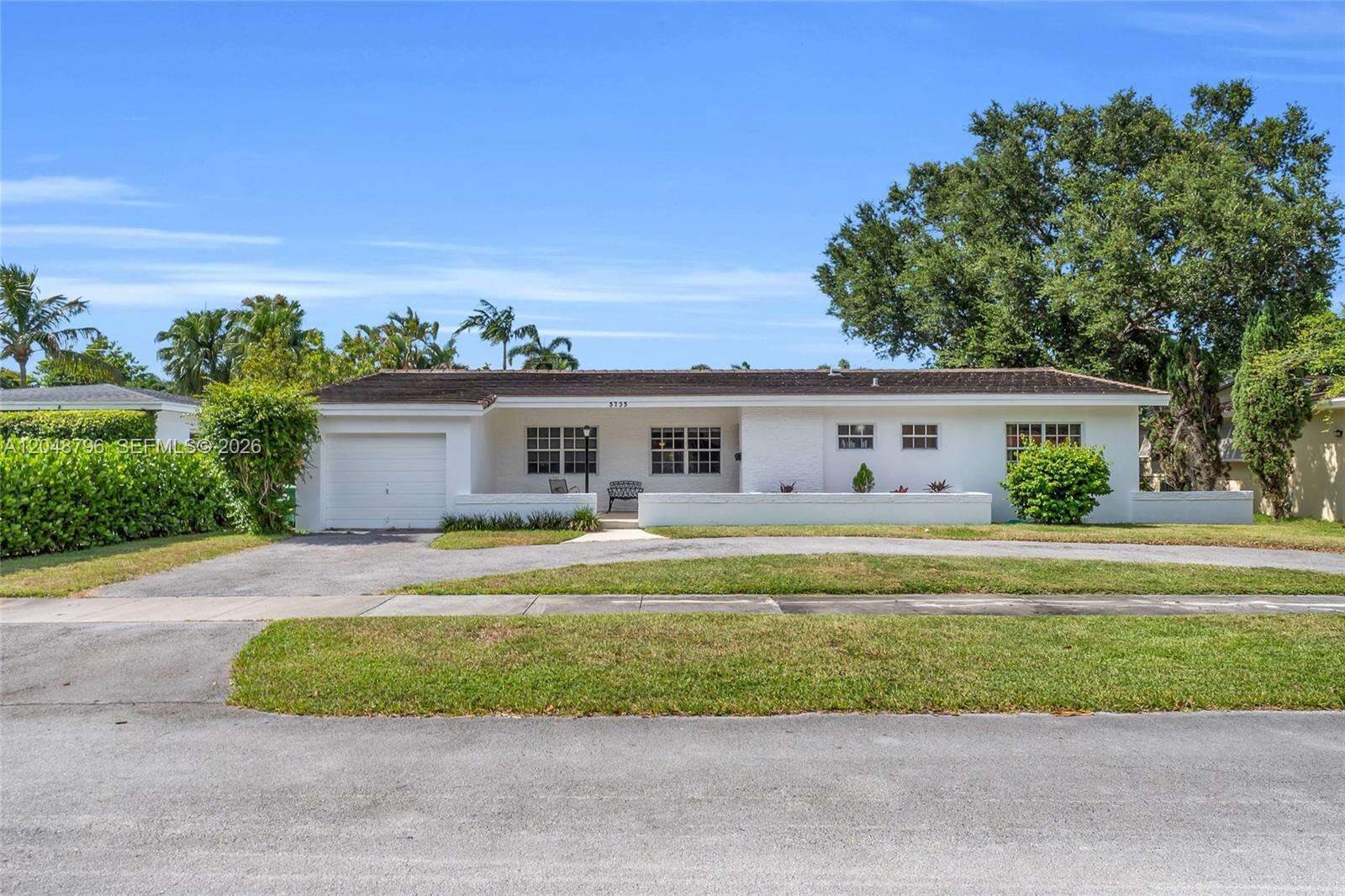 5735 57th Ter, Miami, FL 33143 - For Sale photo 2
