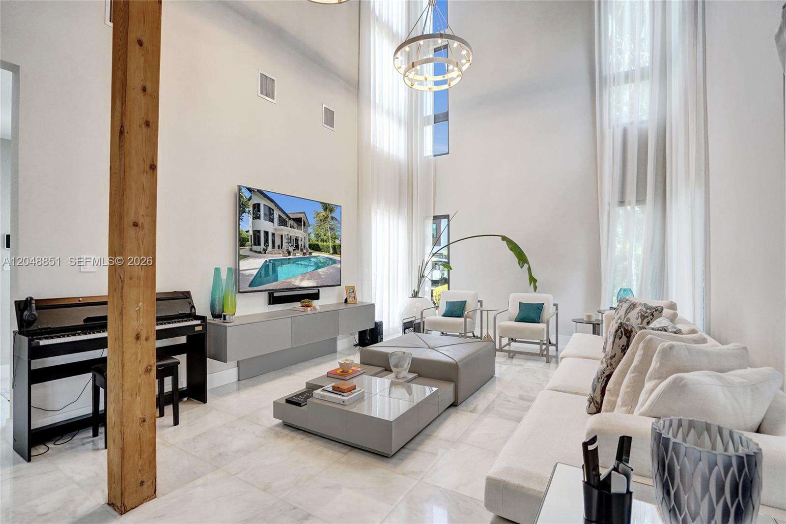 113 Holiday Dr, Hallandale Beach, FL 33009 - For Sale photo 14
