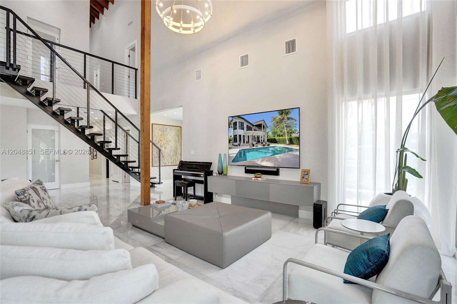 113 Holiday Dr, Hallandale Beach, FL 33009 - For Sale photo 15