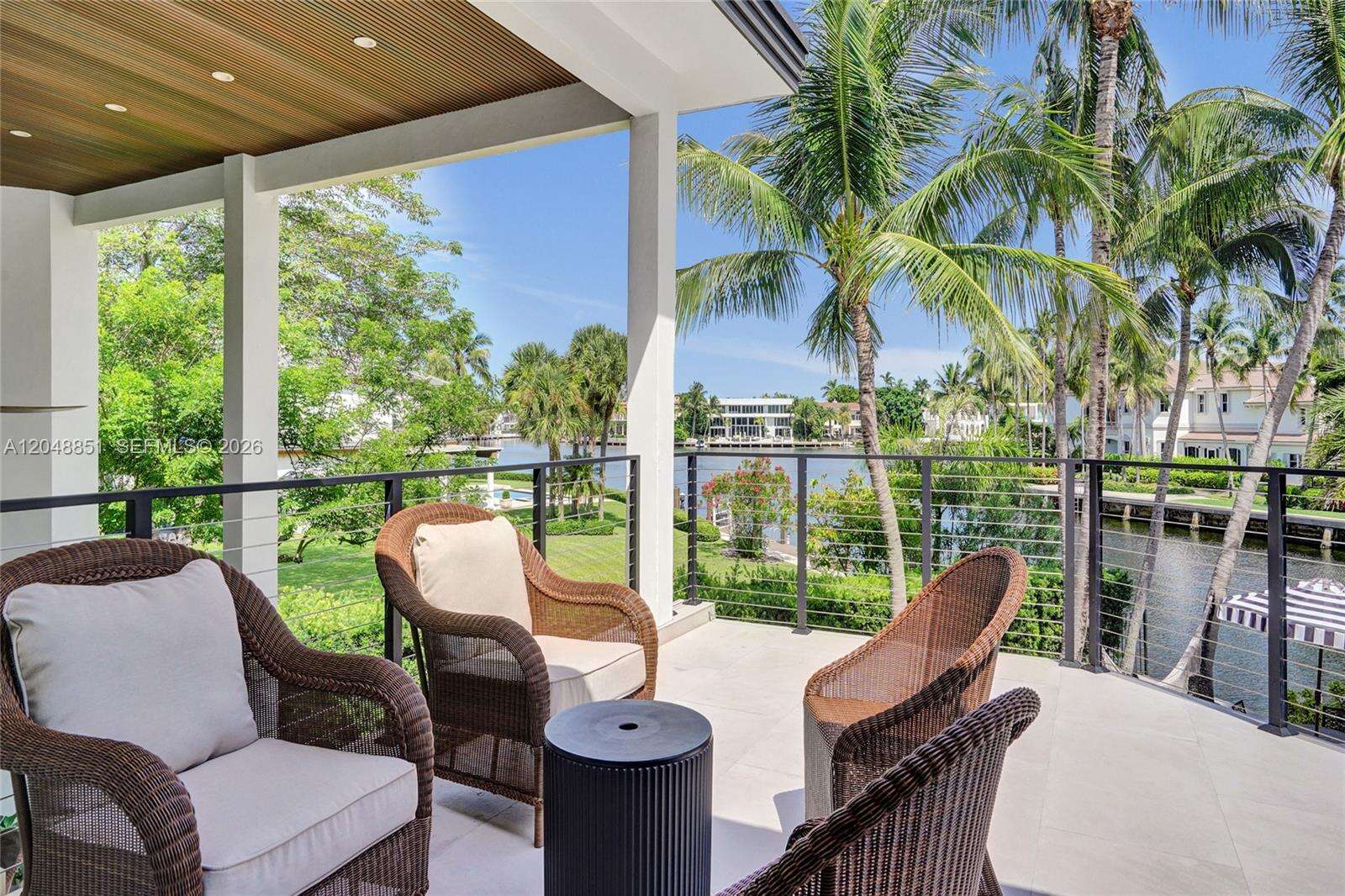 113 Holiday Dr, Hallandale Beach, FL 33009 - For Sale photo 36