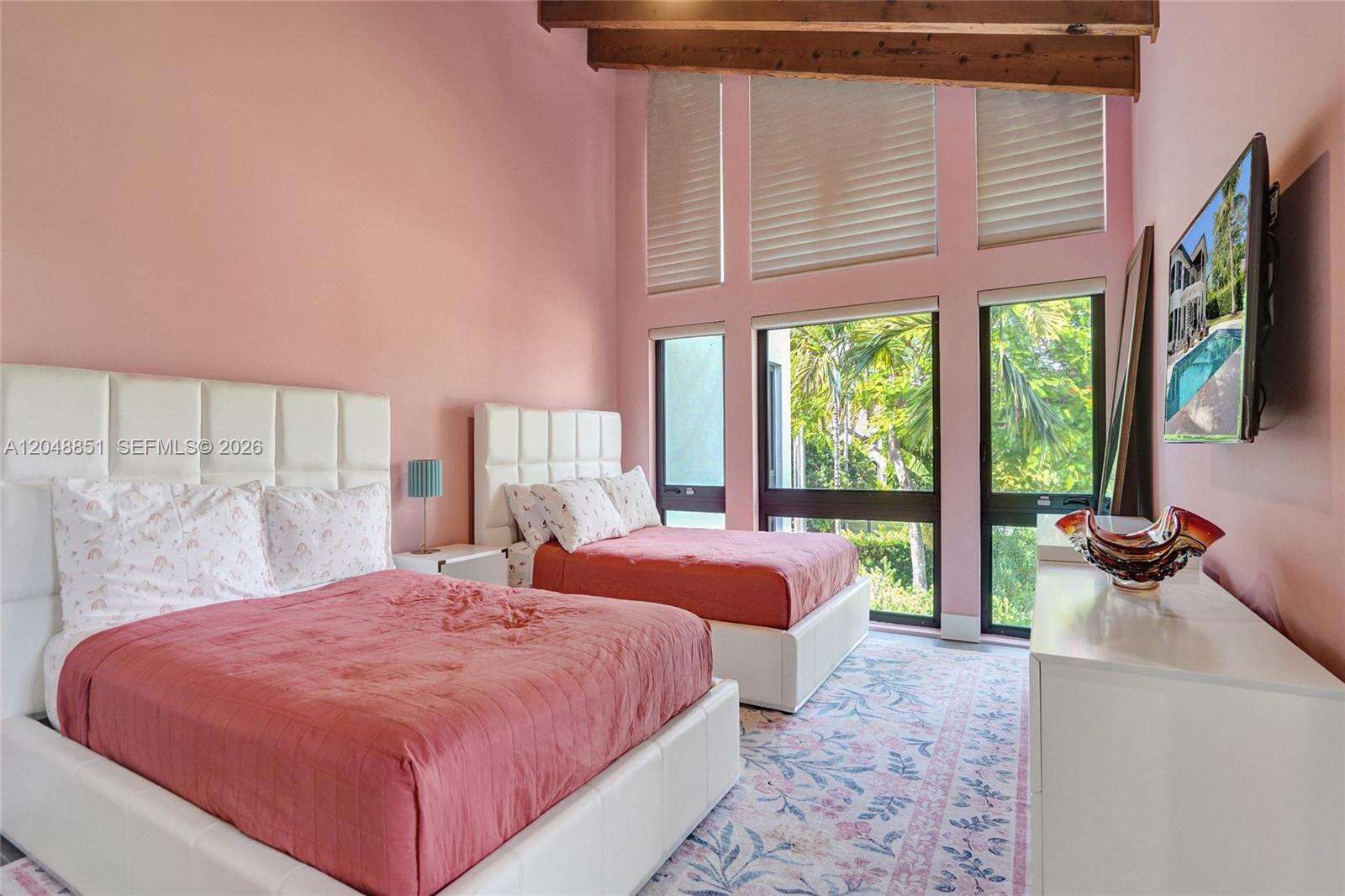 113 Holiday Dr, Hallandale Beach, FL 33009 - For Sale photo 43