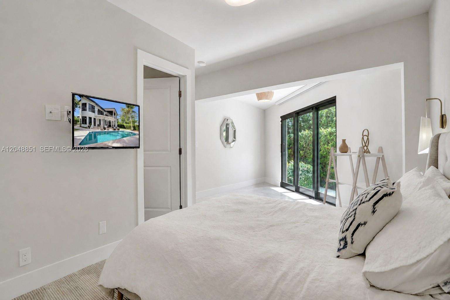 113 Holiday Dr, Hallandale Beach, FL 33009 - For Sale photo 51