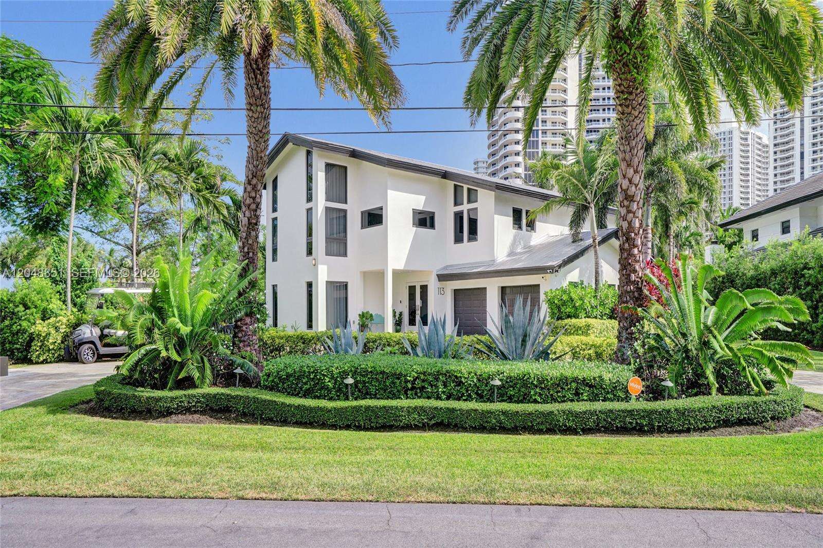 113 Holiday Dr, Hallandale Beach, FL 33009 - For Sale photo 7