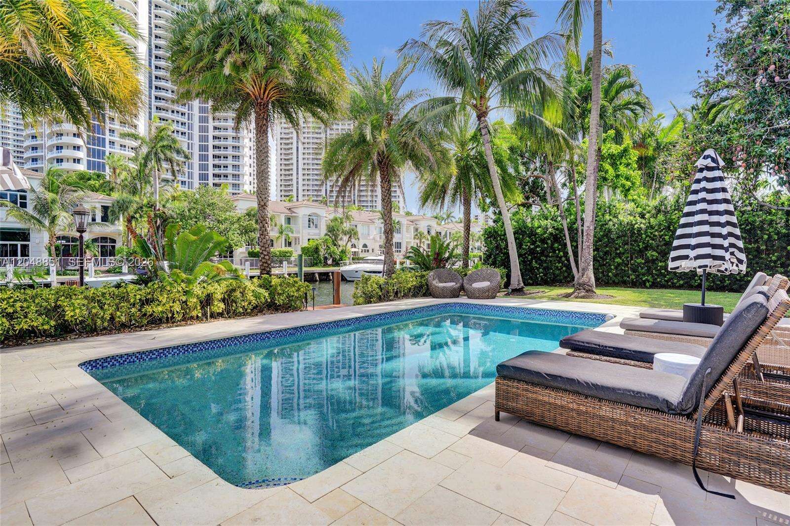 113 Holiday Dr, Hallandale Beach, FL 33009 - For Sale photo 77