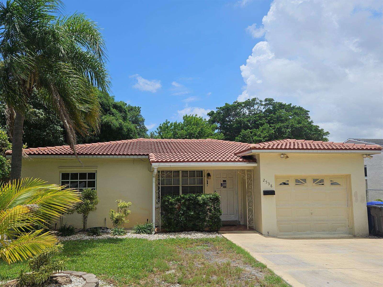 2538 Fillmore, Hollywood, FL 33020 - For Sale photo 1