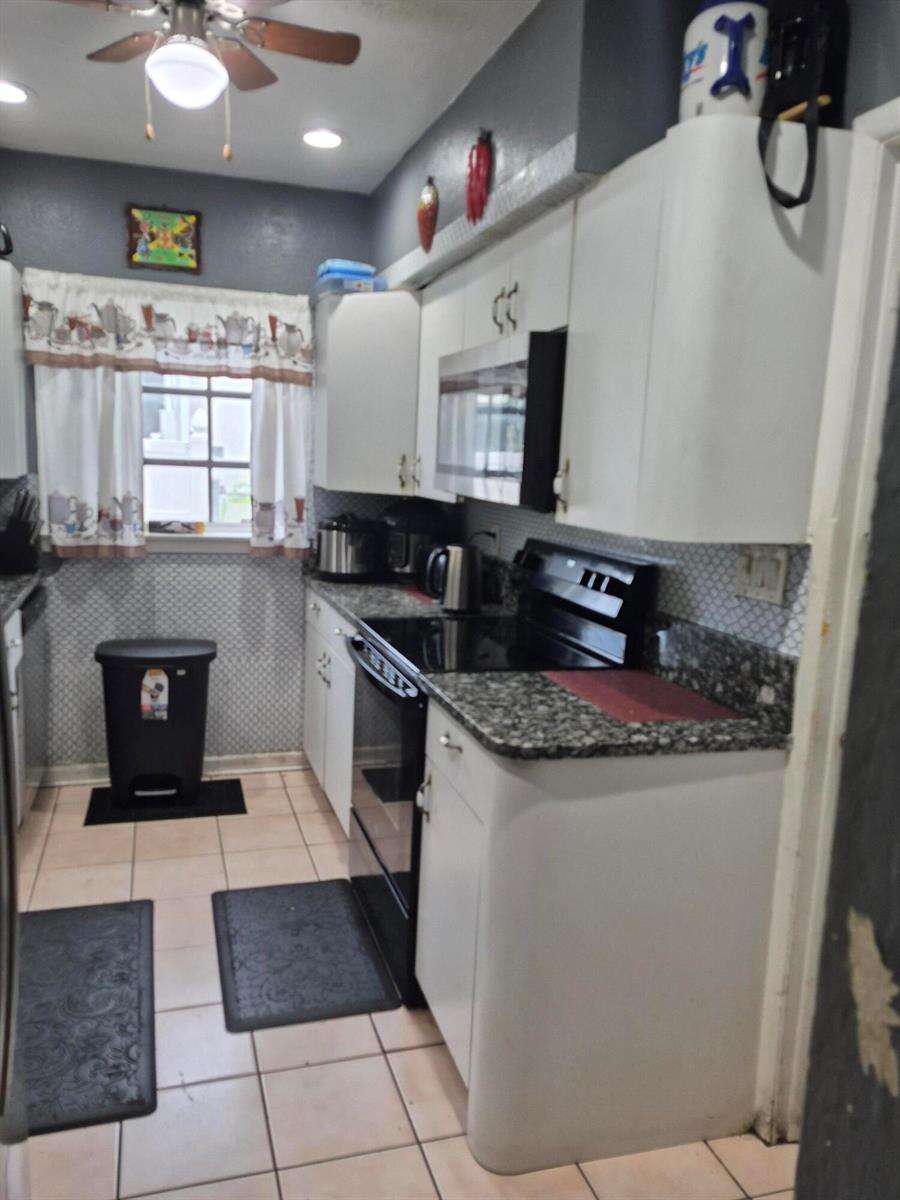 2538 Fillmore, Hollywood, FL 33020 - For Sale photo 2