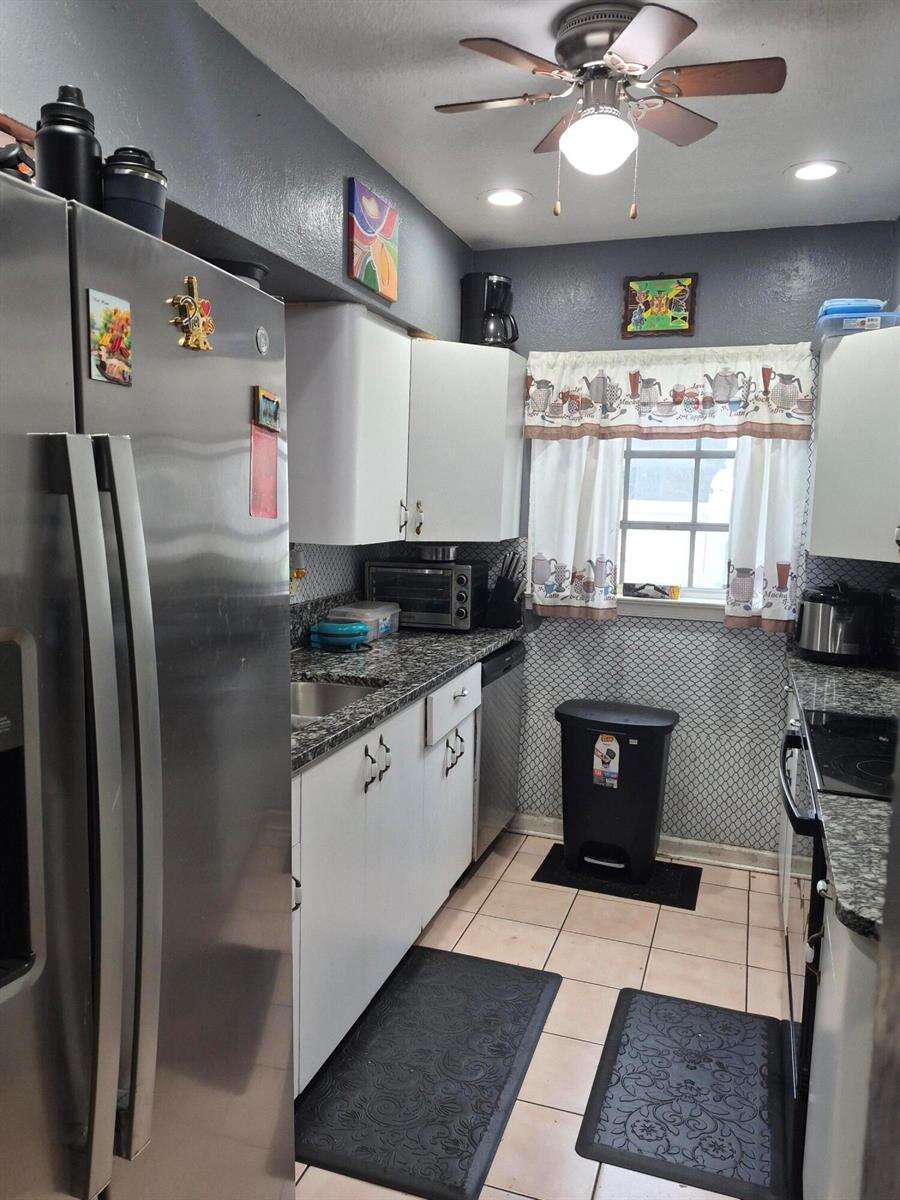 2538 Fillmore, Hollywood, FL 33020 - For Sale photo 3