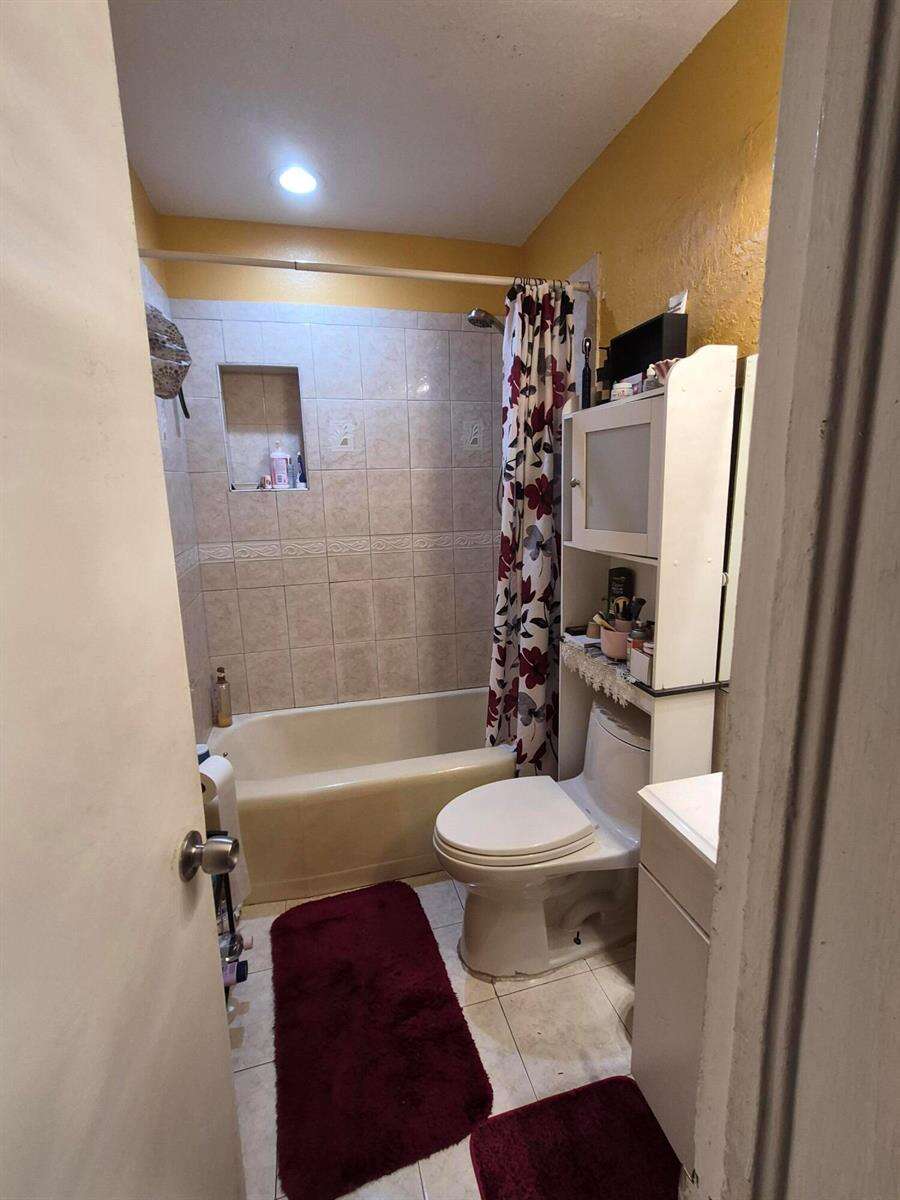 2538 Fillmore, Hollywood, FL 33020 - For Sale photo 8