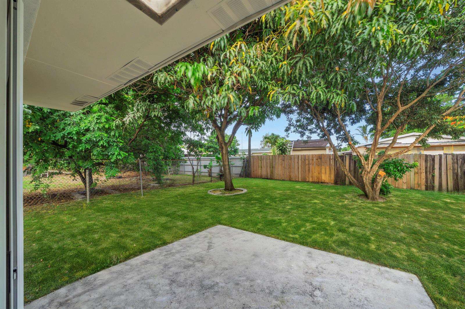 301 65th, Hollywood, FL 33024 - Pending Sale photo 17