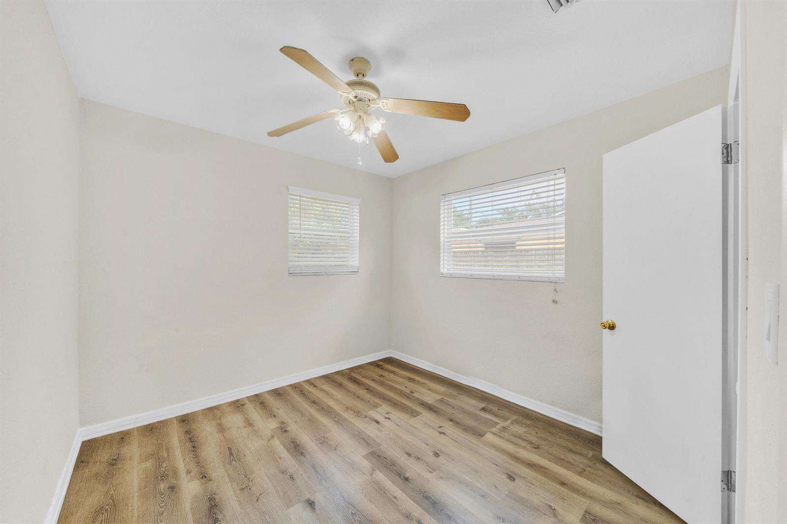 301 65th, Hollywood, FL 33024 - Pending Sale photo 32