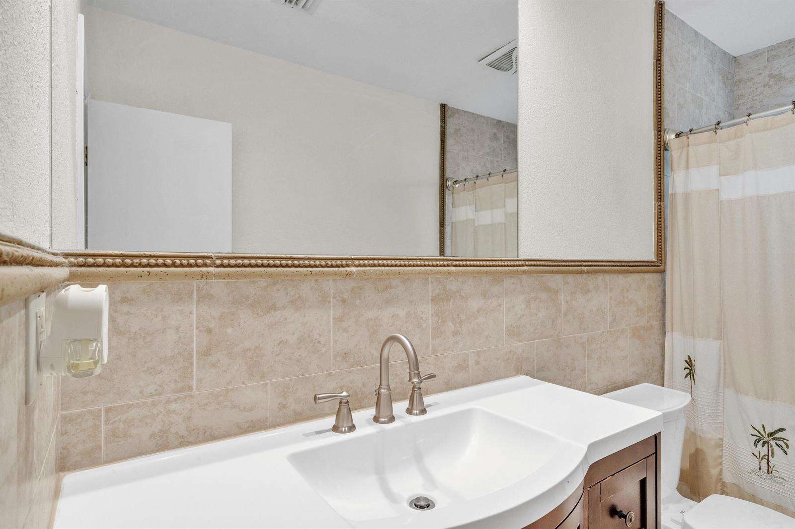 301 65th, Hollywood, FL 33024 - Pending Sale photo 37