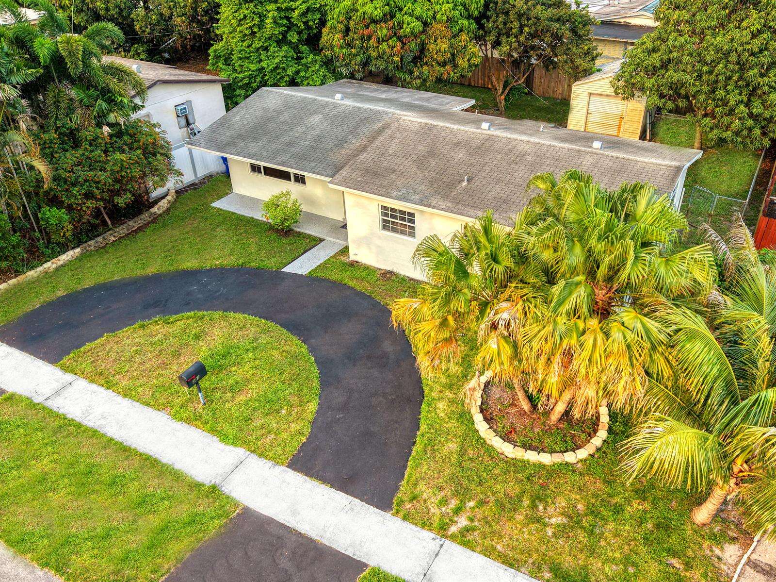 301 65th, Hollywood, FL 33024 - Pending Sale photo 51