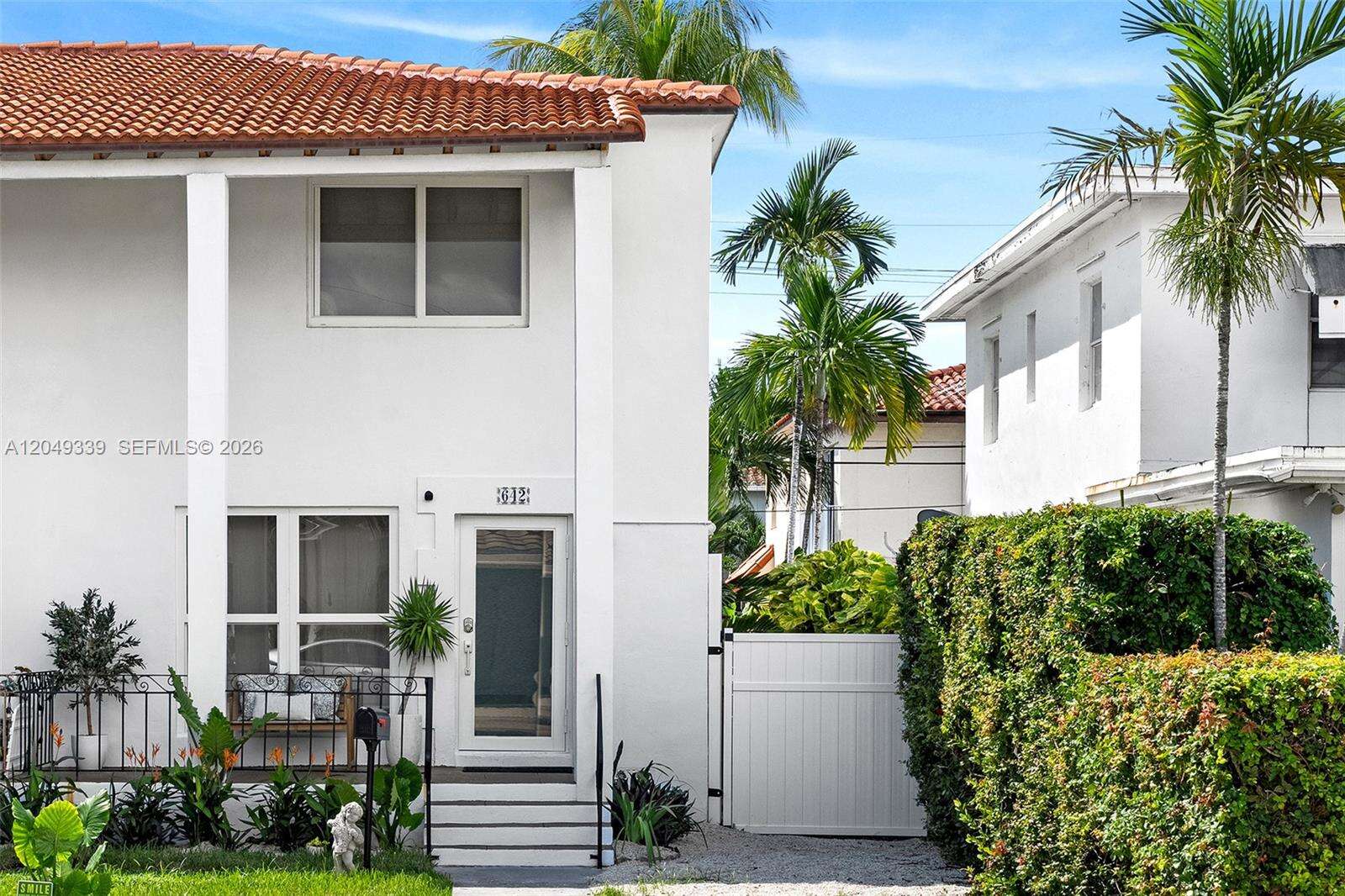 642 86th St, Miami Beach, FL 33141 - For Sale photo 2