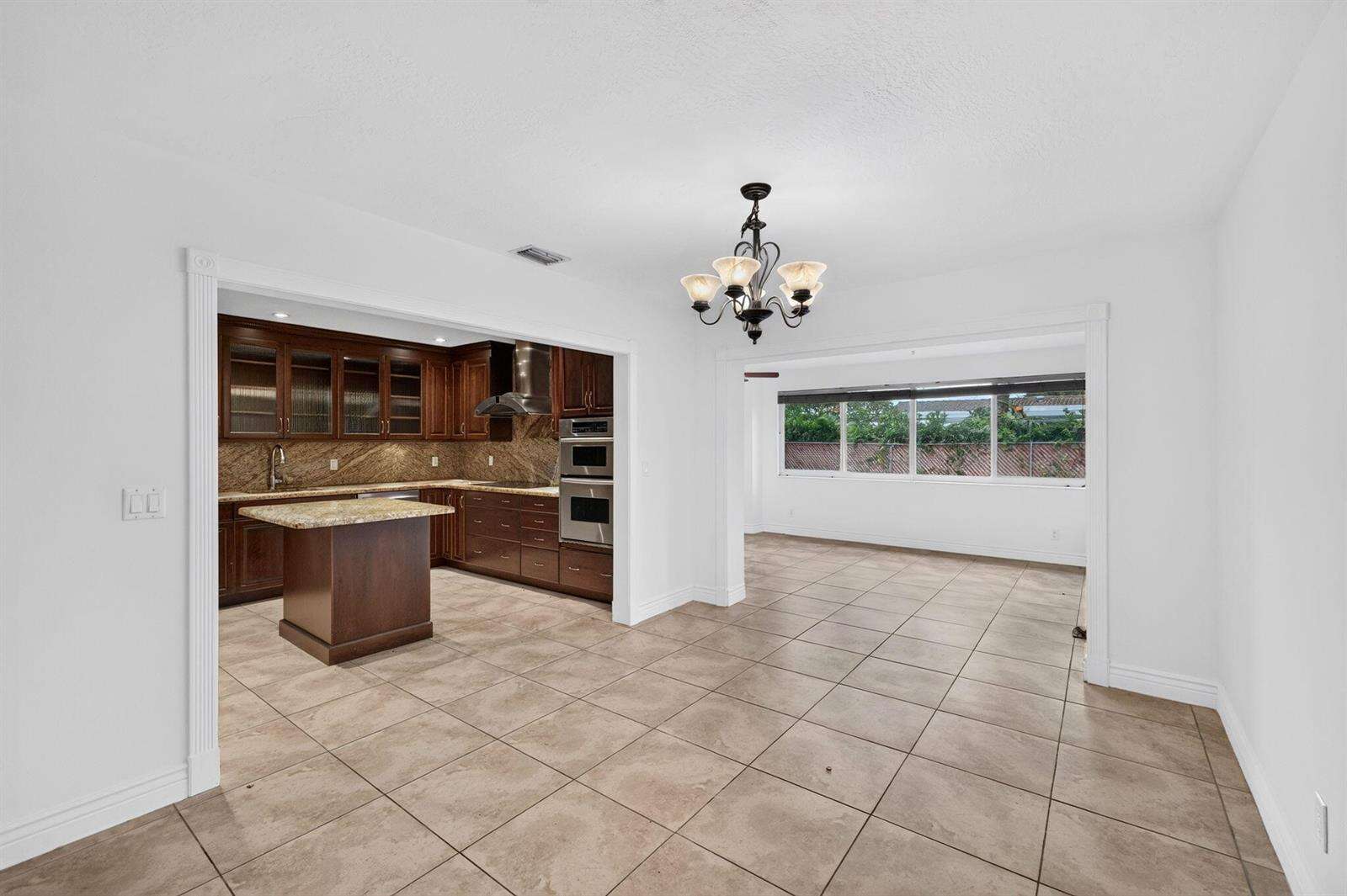 7151 5th, Pembroke Pines, FL 33023 - For Sale photo 15