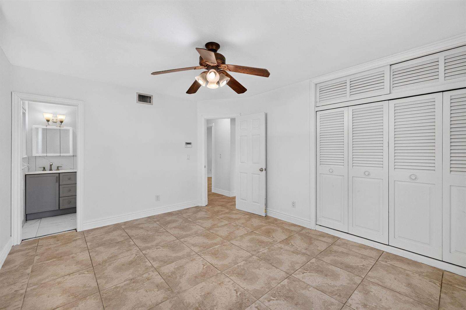 7151 5th, Pembroke Pines, FL 33023 - For Sale photo 20