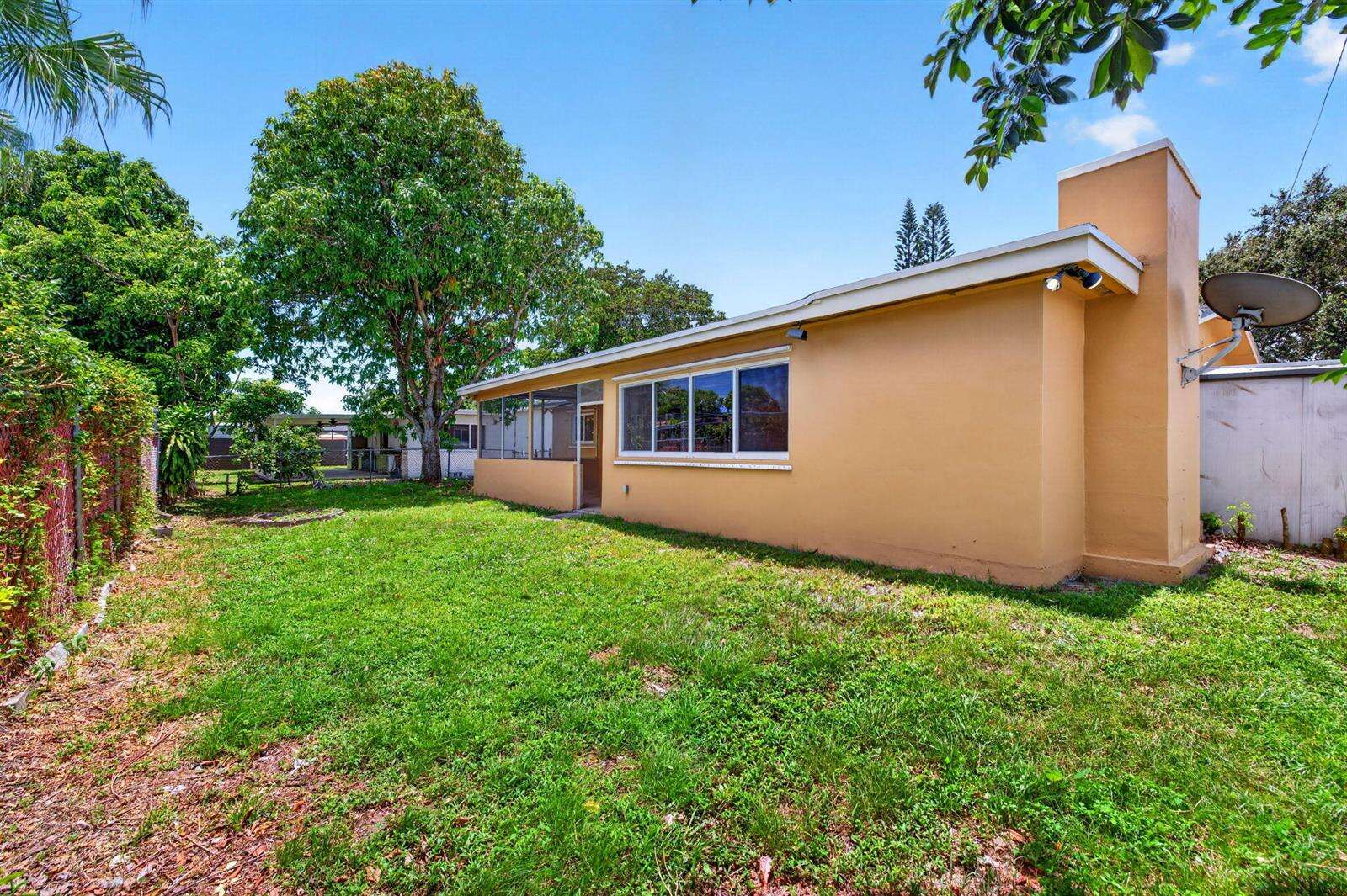 7151 5th, Pembroke Pines, FL 33023 - For Sale photo 32