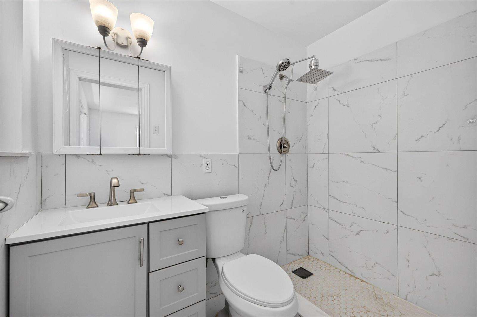 7151 5th, Pembroke Pines, FL 33023 - For Sale photo 8