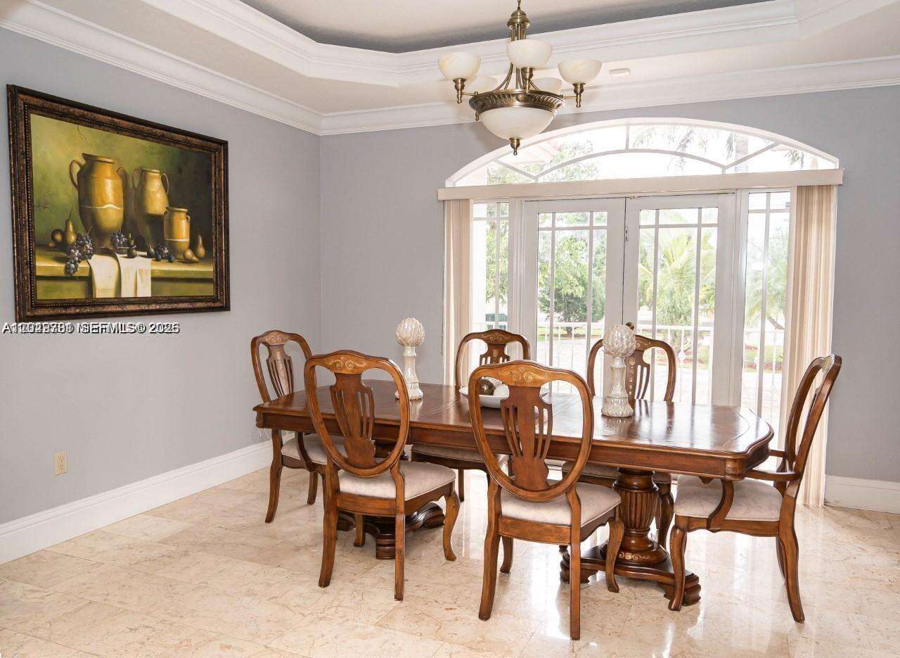 18390 200th St, Miami, FL 33187 - For Sale photo 7
