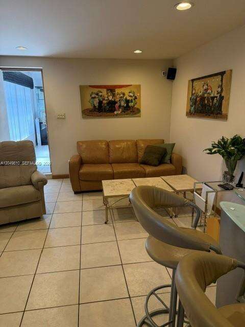 Miami Beach, FL 33140 - For Sale photo 24