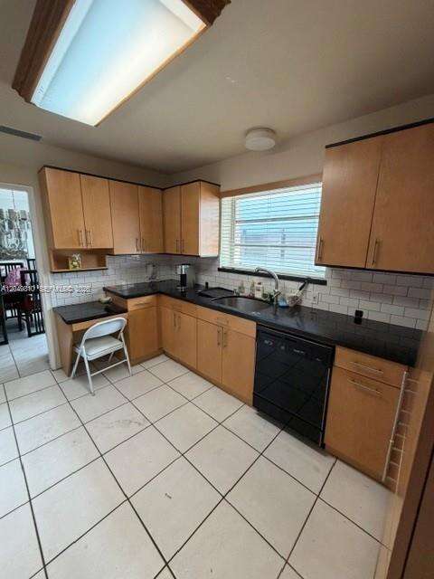 Miami Beach, FL 33140 - For Sale photo 7
