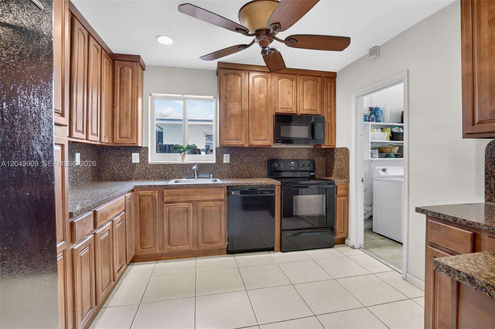 130 78th Ave, Pembroke Pines, FL 33024 - For Sale photo 12