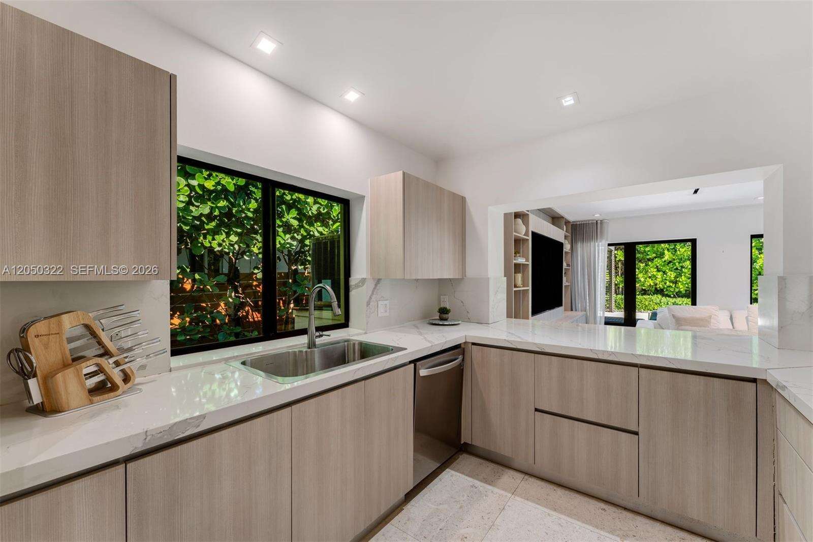 771 Fairway Dr, Miami Beach, FL 33141 - For Sale photo 8