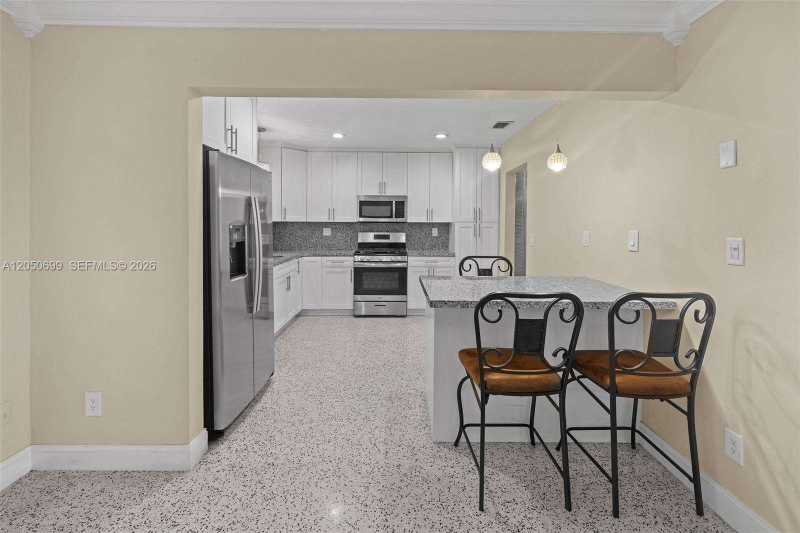 8431 Pasadena Blvd, Pembroke Pines, FL 33024 - For Sale photo 7