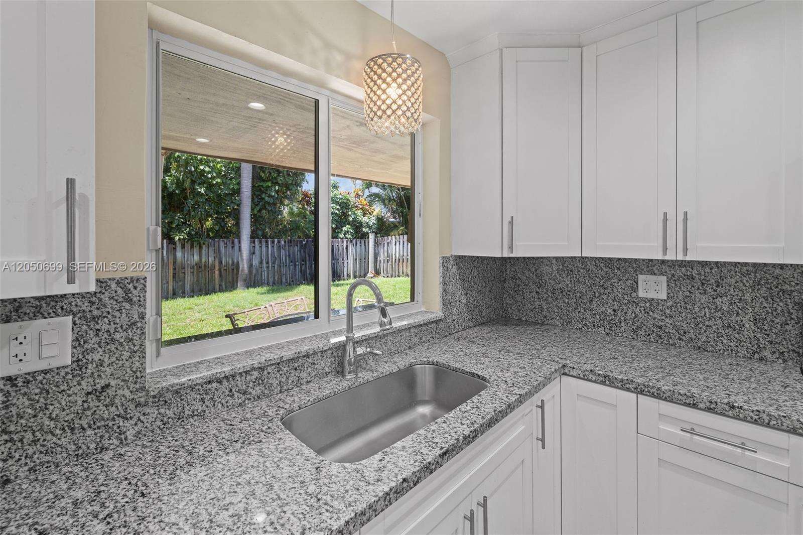 8431 Pasadena Blvd, Pembroke Pines, FL 33024 - For Sale photo 9