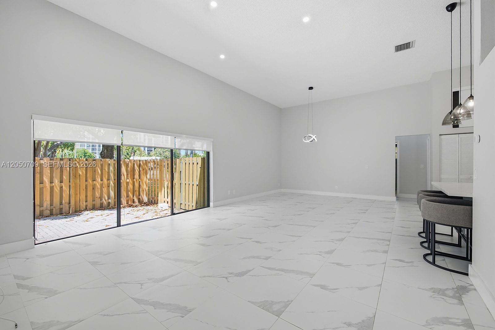 605 Leslie Dr, Hallandale Beach, FL 33009 - For Sale photo 17