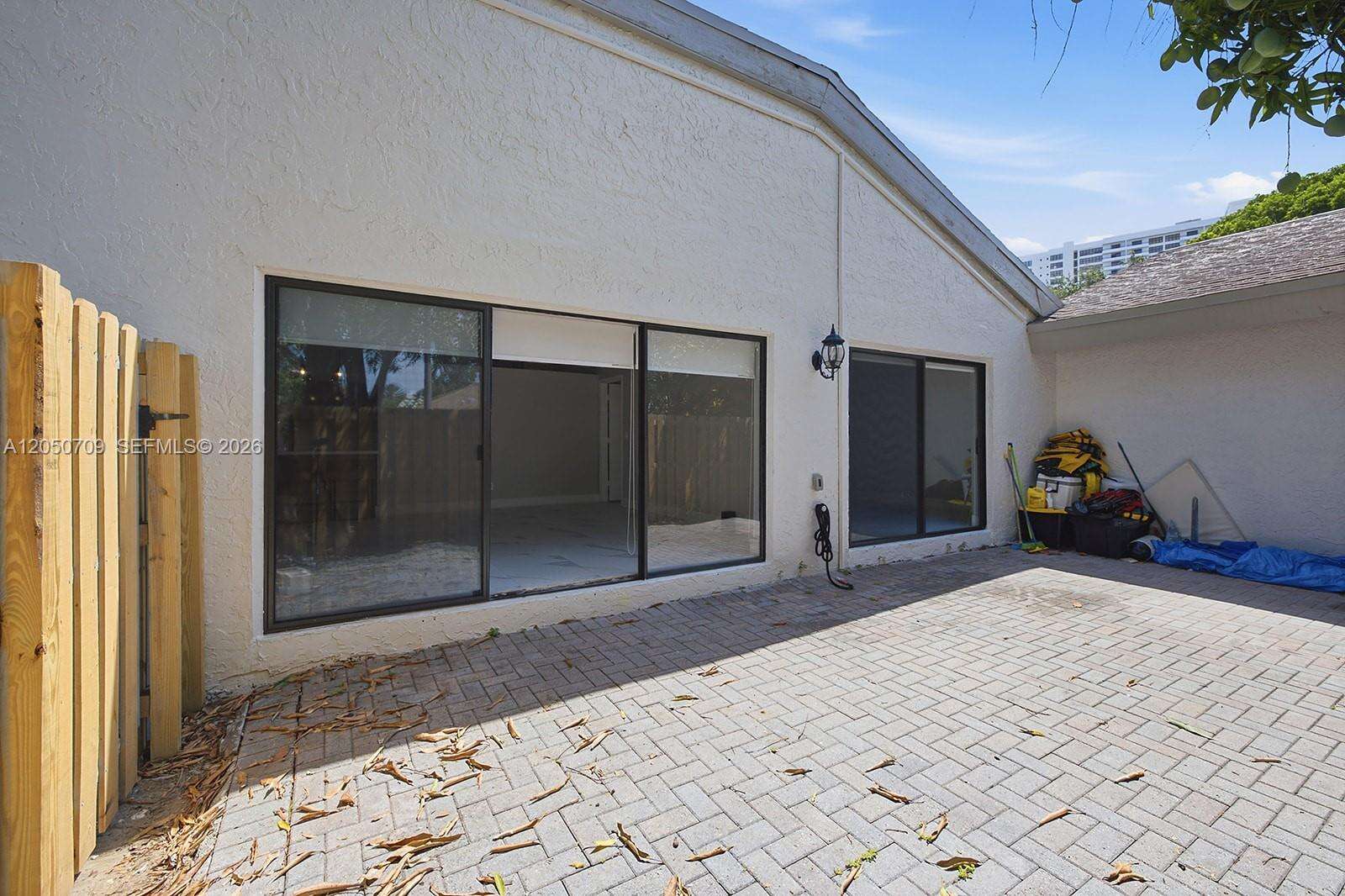 605 Leslie Dr, Hallandale Beach, FL 33009 - For Sale photo 29