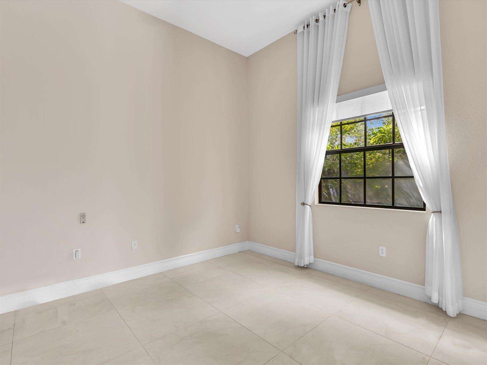 3445 87th, Hollywood, FL 33024 - For Sale photo 44
