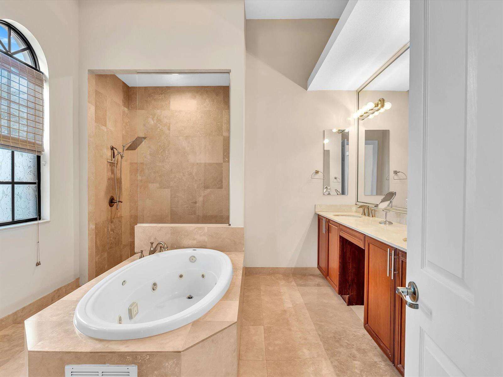 3445 87th, Hollywood, FL 33024 - For Sale photo 61