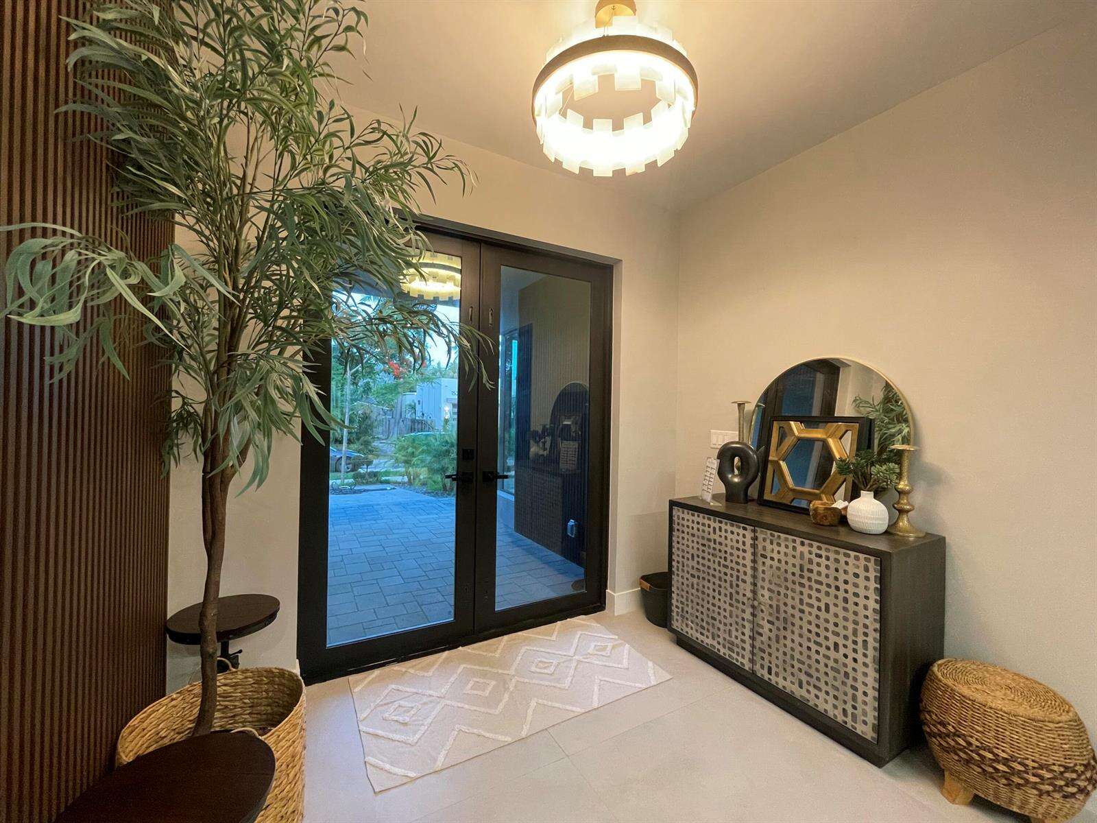 1533 16th, Fort Lauderdale, FL 33304 - For Sale photo 2