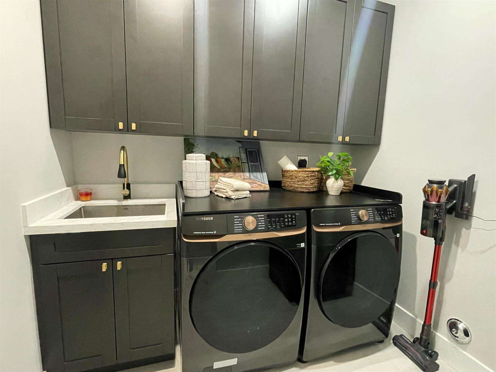 1533 16th, Fort Lauderdale, FL 33304 - For Sale photo 17