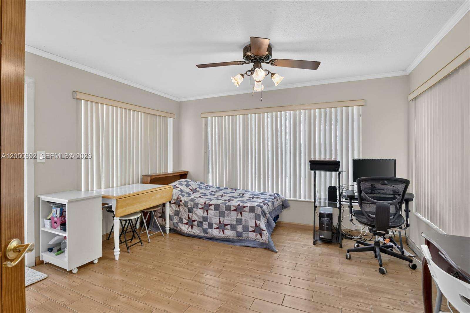 206 32nd Ave, Hollywood, FL 33021 - For Sale photo 11