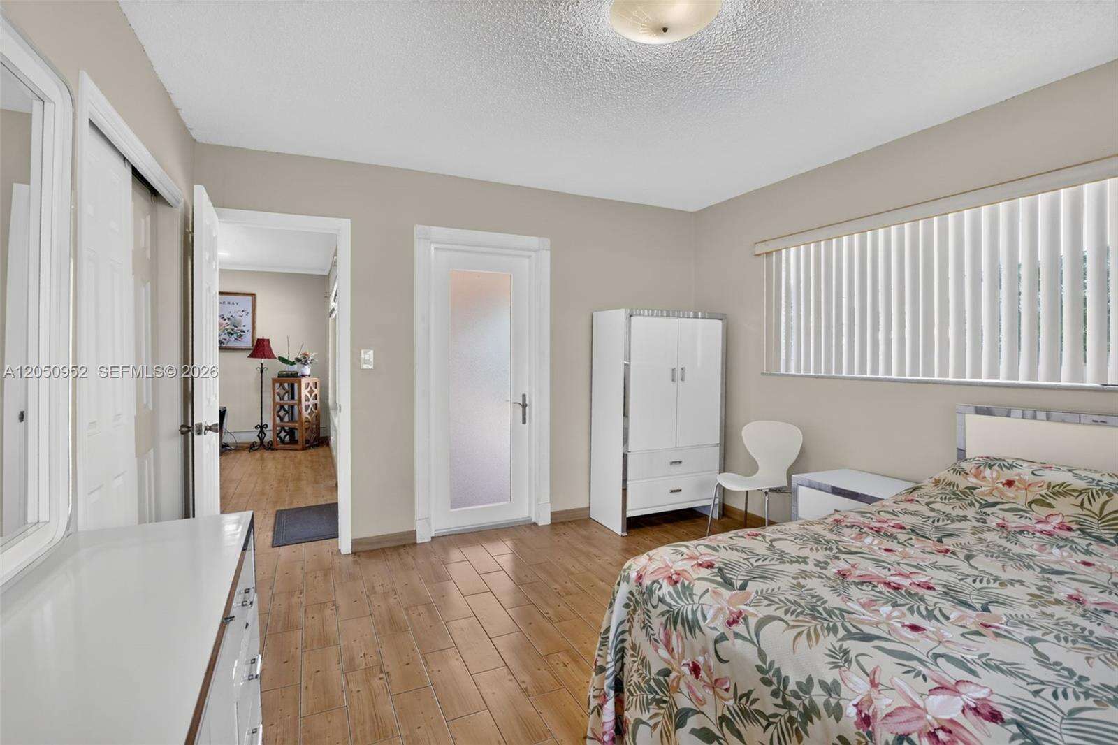 206 32nd Ave, Hollywood, FL 33021 - For Sale photo 18