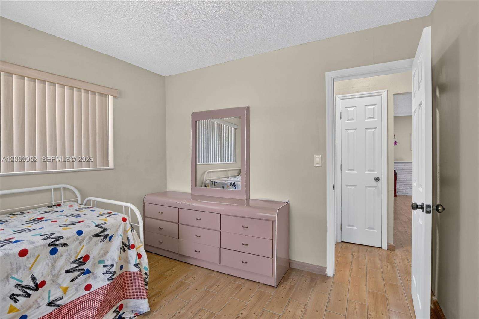 206 32nd Ave, Hollywood, FL 33021 - For Sale photo 22