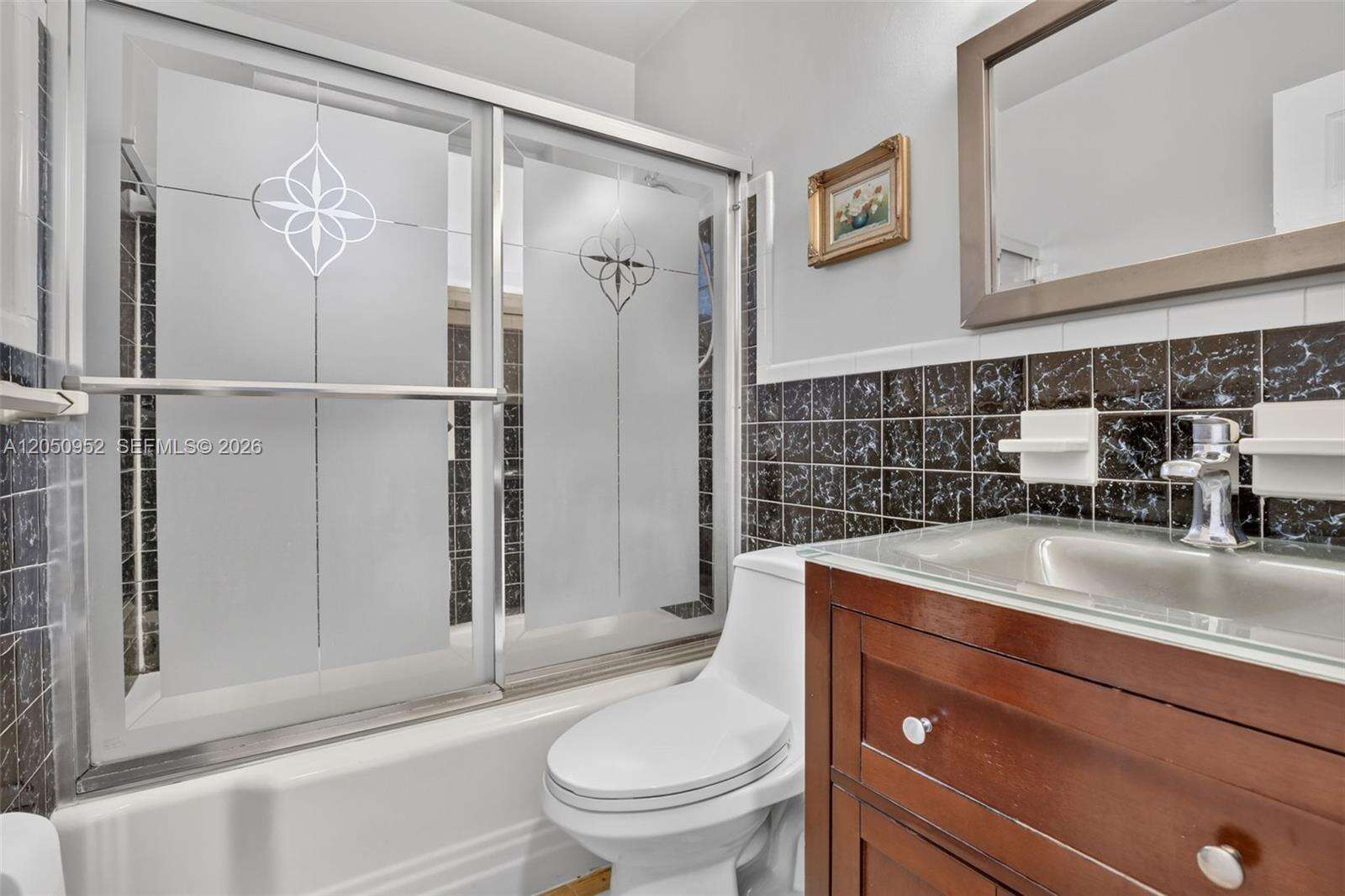 206 32nd Ave, Hollywood, FL 33021 - For Sale photo 23