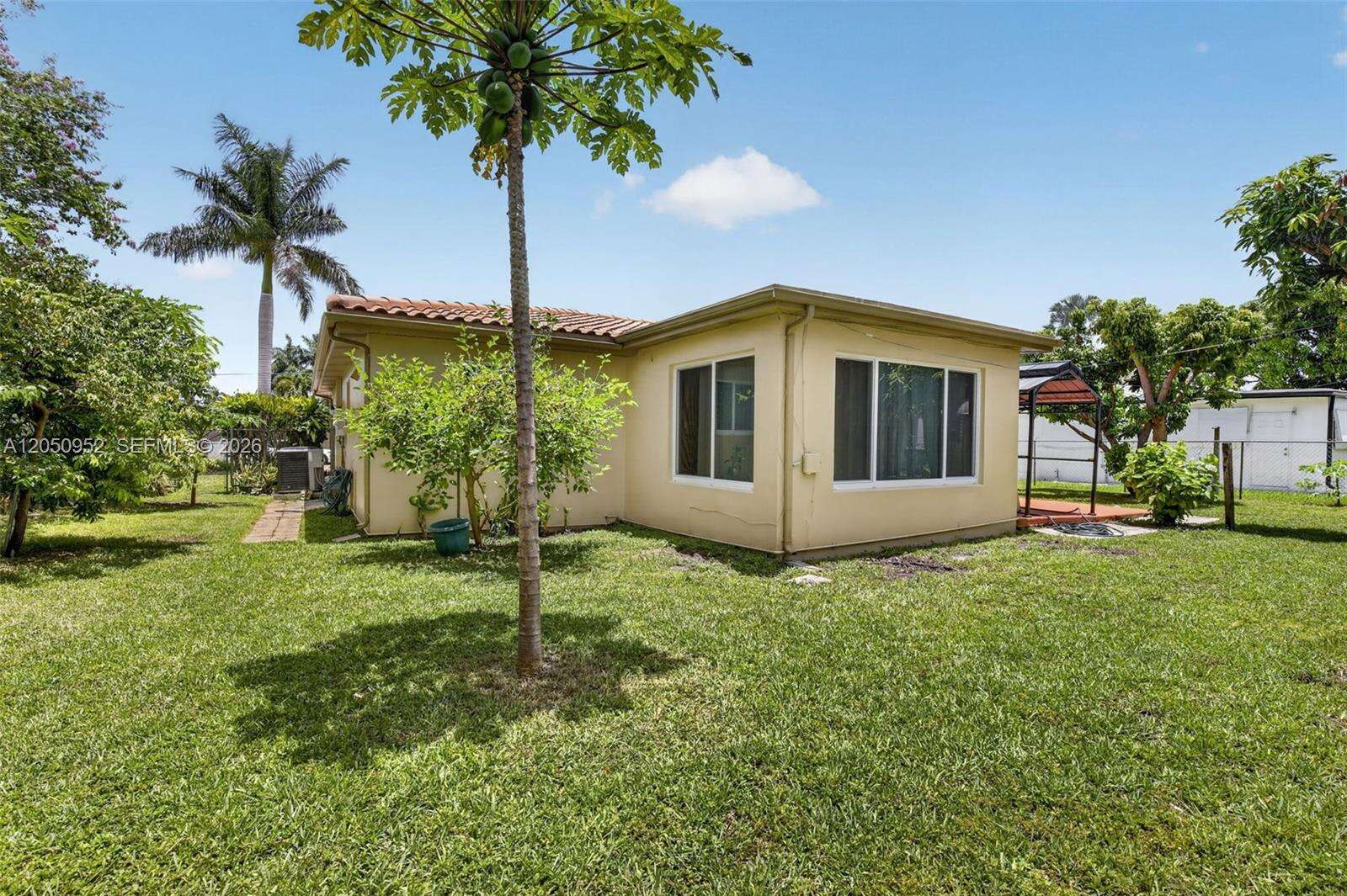206 32nd Ave, Hollywood, FL 33021 - For Sale photo 31