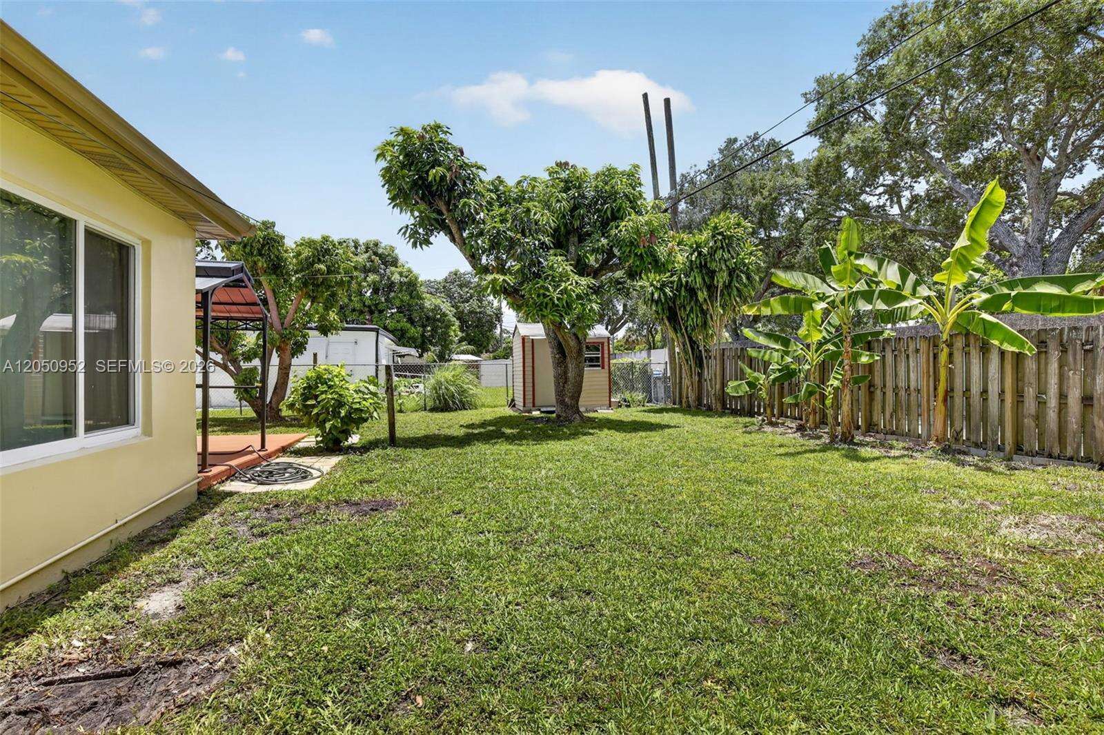 206 32nd Ave, Hollywood, FL 33021 - For Sale photo 33