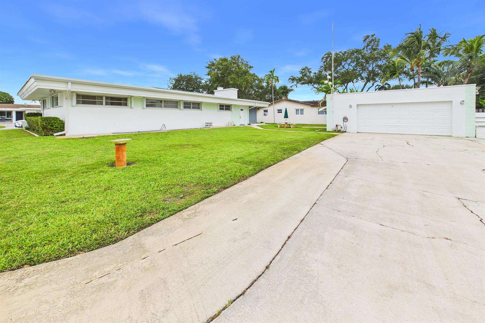 1719 44th, Hollywood, FL 33021 - For Sale photo 28