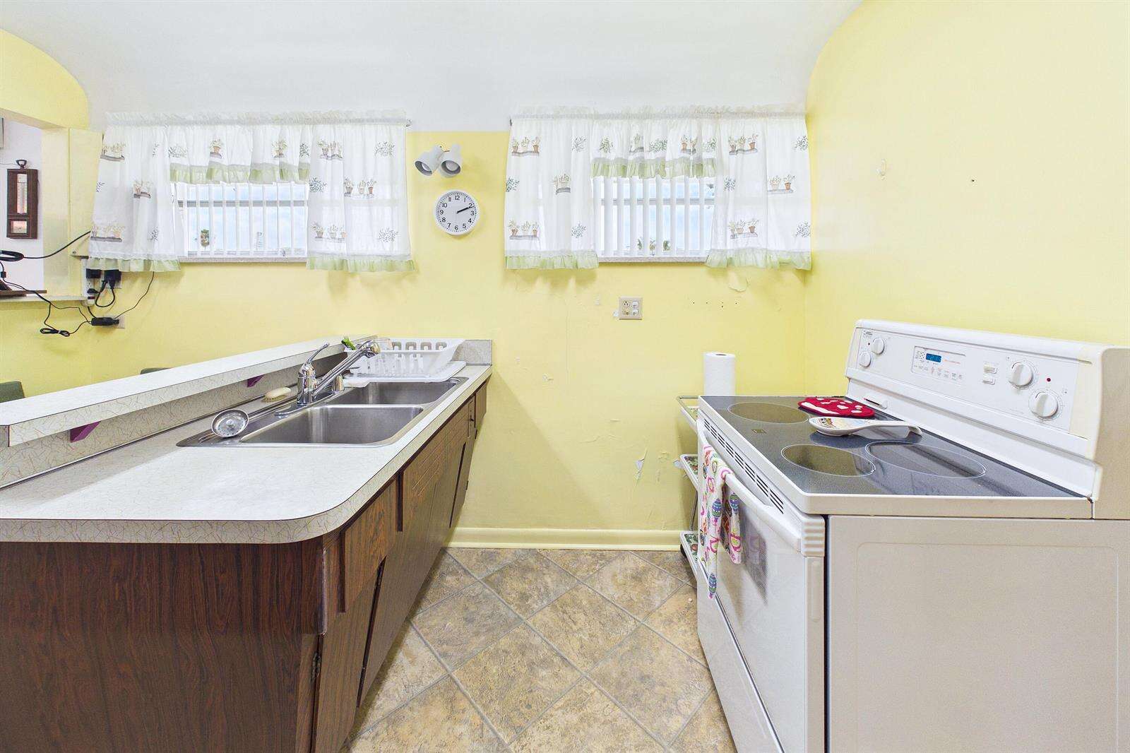 1719 44th, Hollywood, FL 33021 - For Sale photo 10