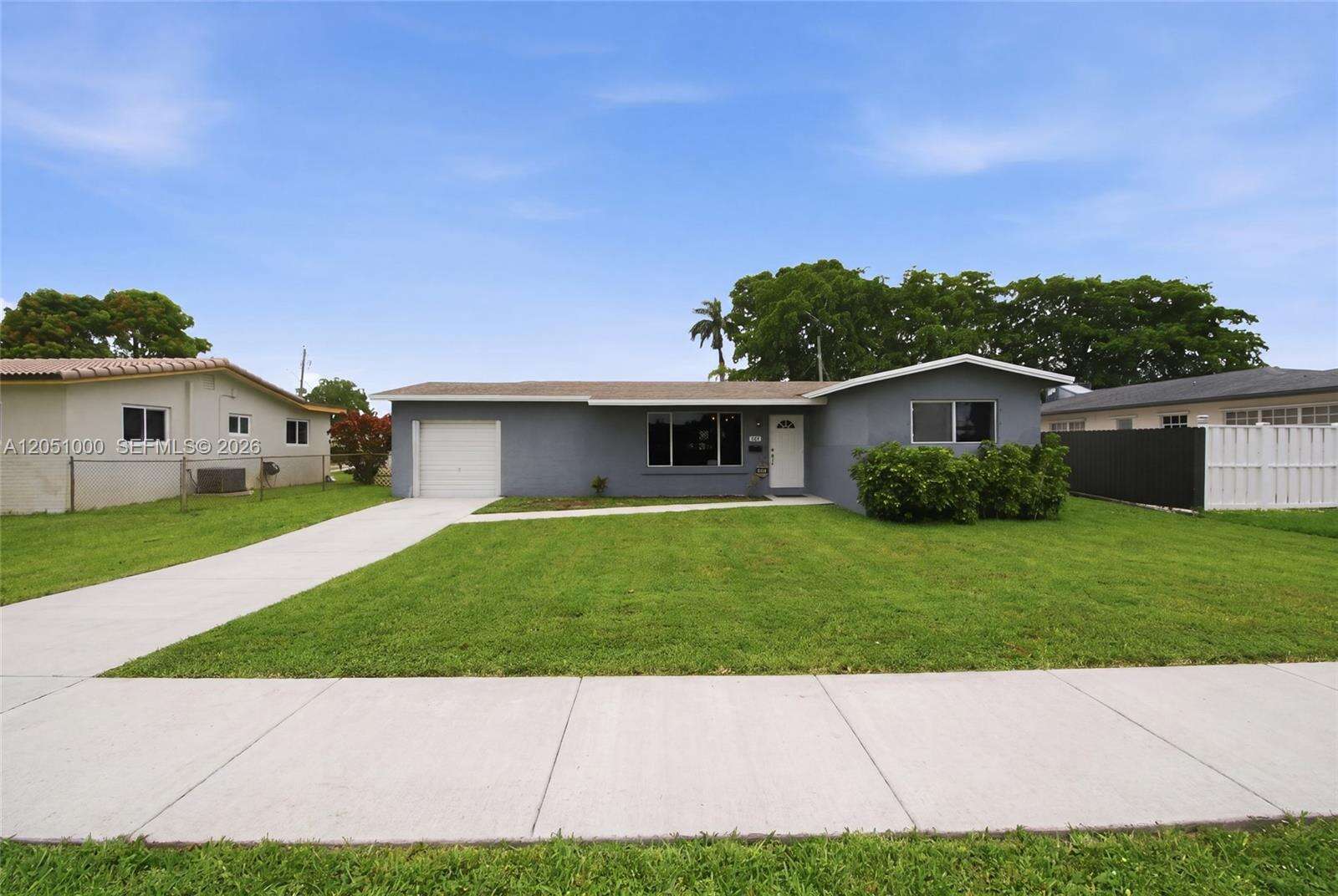 2901 Cleveland St, Hollywood, FL 33020 - For Sale photo 3