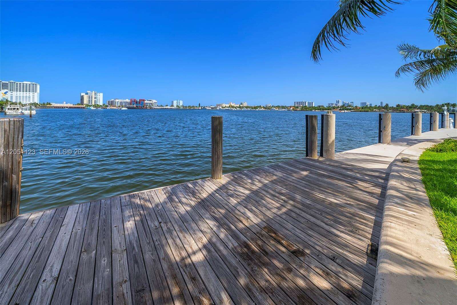 900 Northlake Dr, Hollywood, FL 33019 - For Sale photo 26