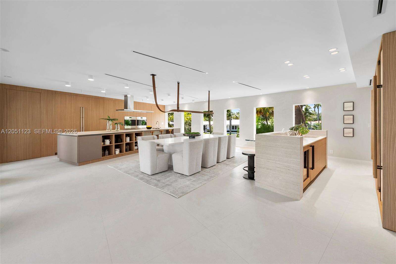 900 Northlake Dr, Hollywood, FL 33019 - For Sale photo 5