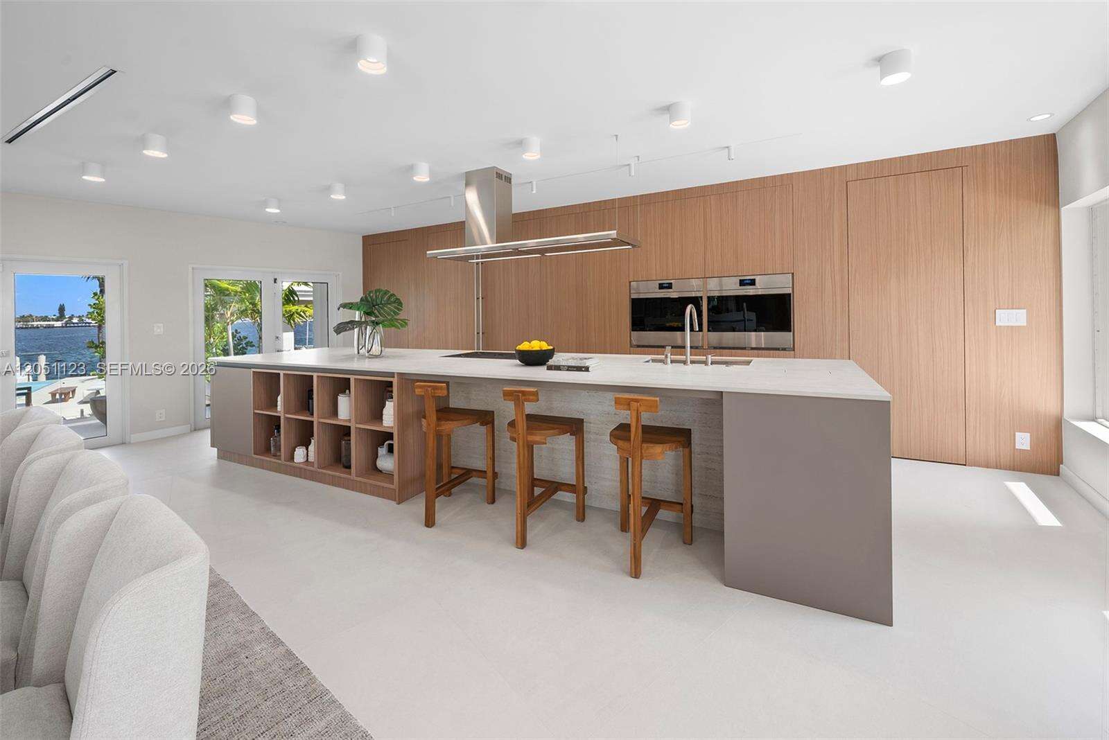 900 Northlake Dr, Hollywood, FL 33019 - For Sale photo 6