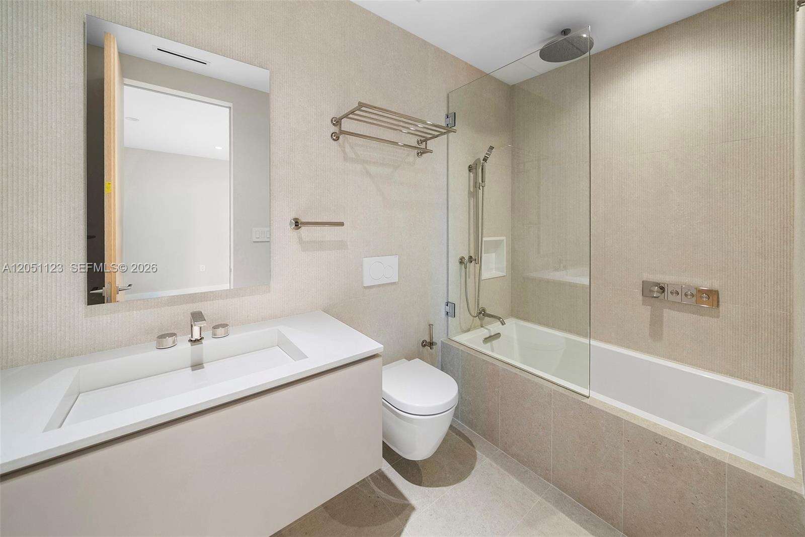 900 Northlake Dr, Hollywood, FL 33019 - For Sale photo 63