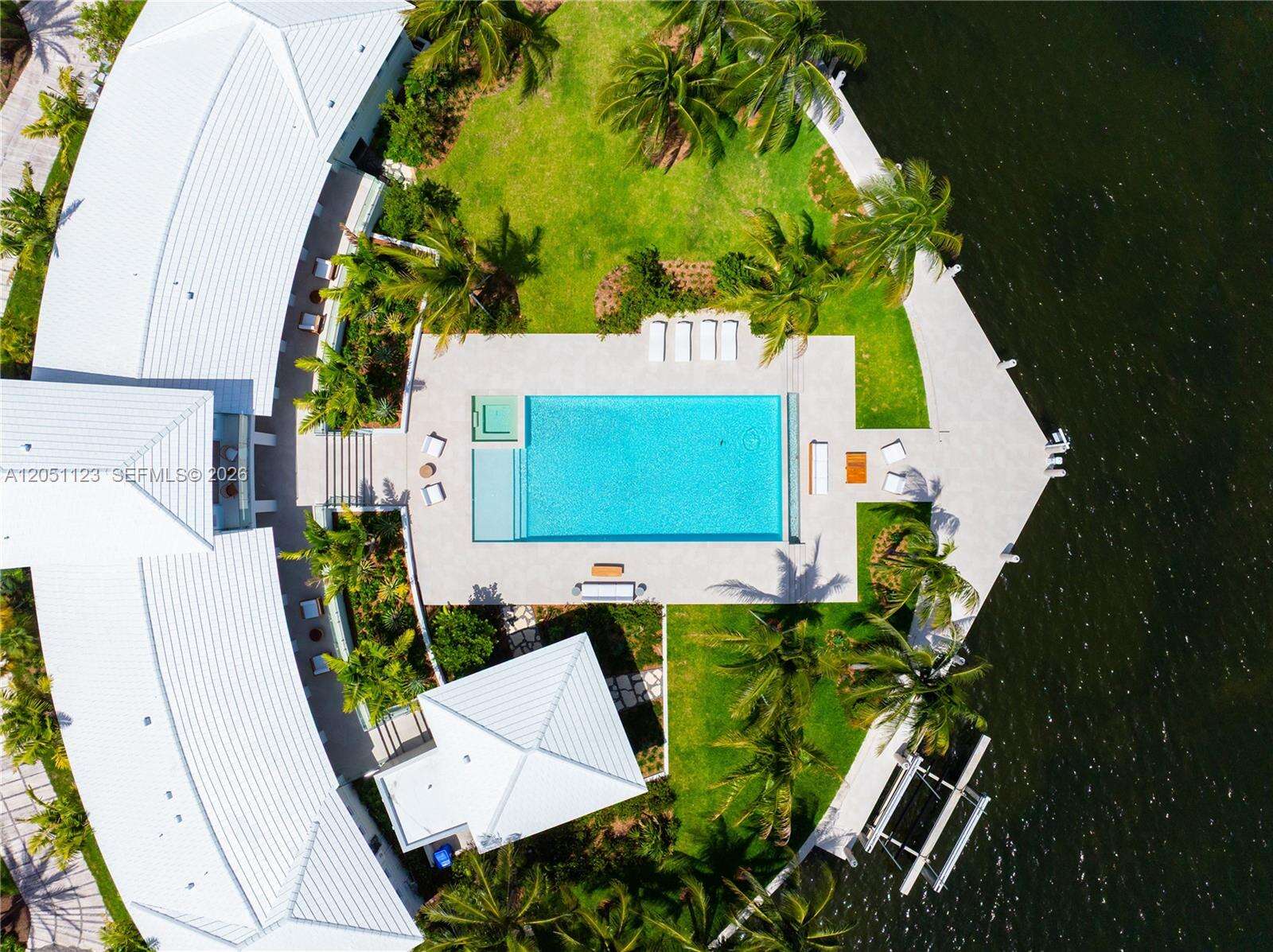 900 Northlake Dr, Hollywood, FL 33019 - For Sale photo 79