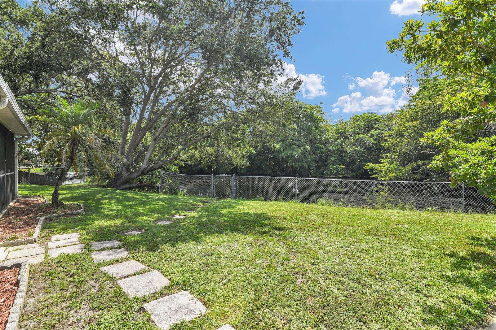 3930 79th, Davie, FL 33024 - For Sale photo 49